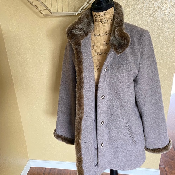 J.Jill wool coat - Picture 4 of 12